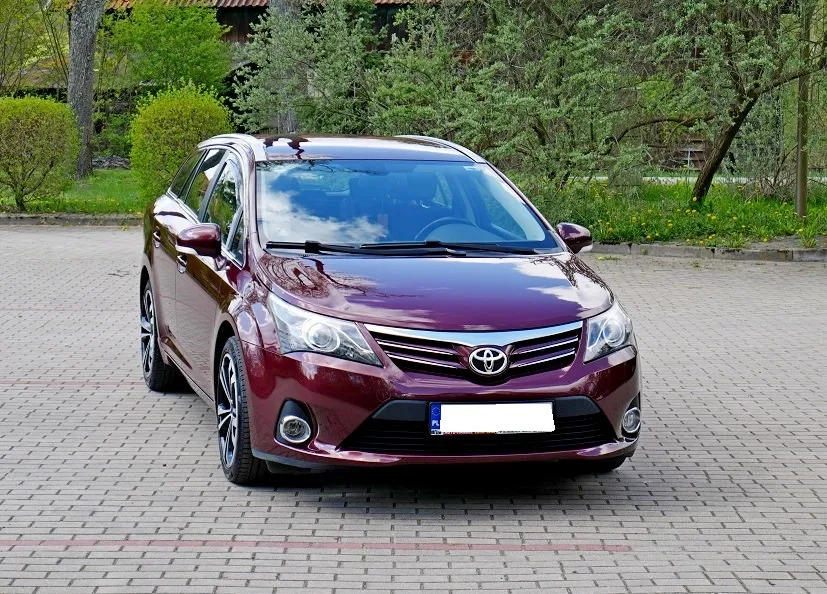 Toyota Avensis cena 38900 przebieg: 187000, rok produkcji 2012 z Olsztyn małe 466